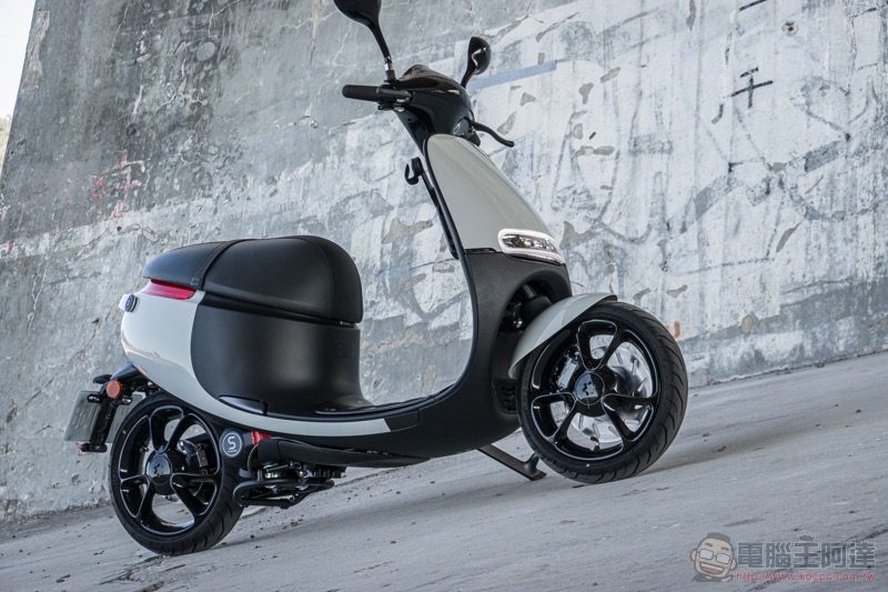 突破框架的新車？Gogoro 最新發表會邀請釋出 7/14 見真章 - 電腦王阿達