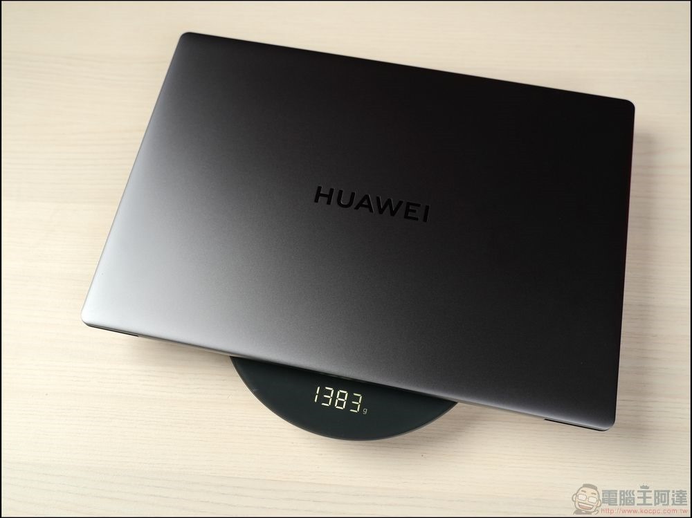 HUAWEI MateBook X Pro 開箱 - 21